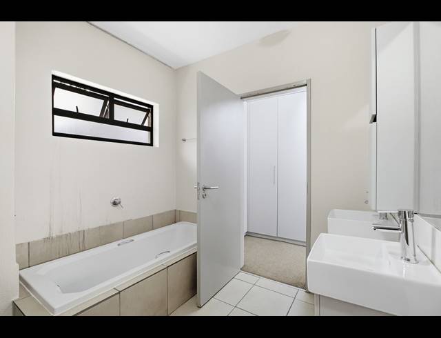 3 BEDROOM APARTMENT FOR SALE IN BROADACRES